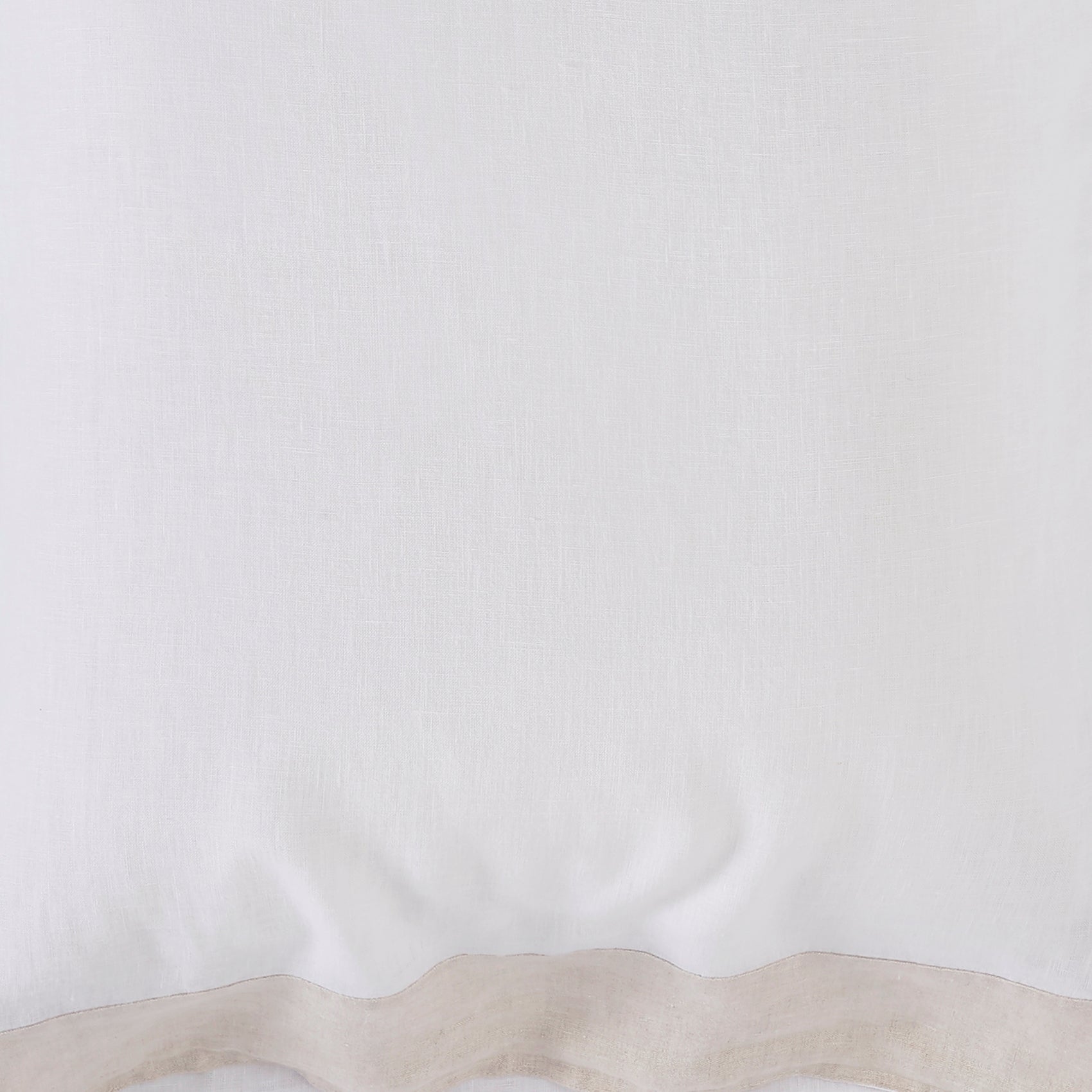 KSS-517-7880_7|Close-up of elegant white 100% linen sheets with a stylish natural border. Soft, breathable, luxurious bed textile.