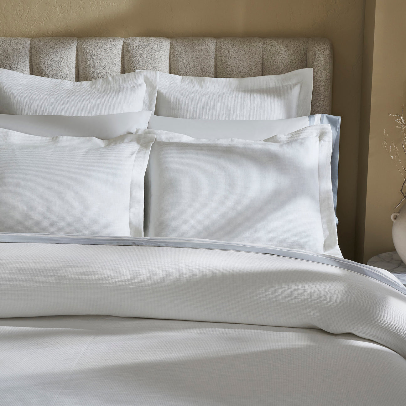 DT-067-X_1|Crisp white textured duvet cover, perfect for a modern luxury bedroom. Soft, cozy, and inviting bedding for comfort.