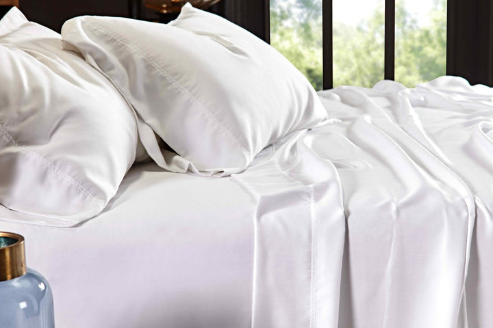 KSS-509-7880_4|Sustainable 100% Lyocell sheets in pure white, offering silky-smooth comfort and exceptional breathability. Hypoallergenic, eco-friendly bedding.
