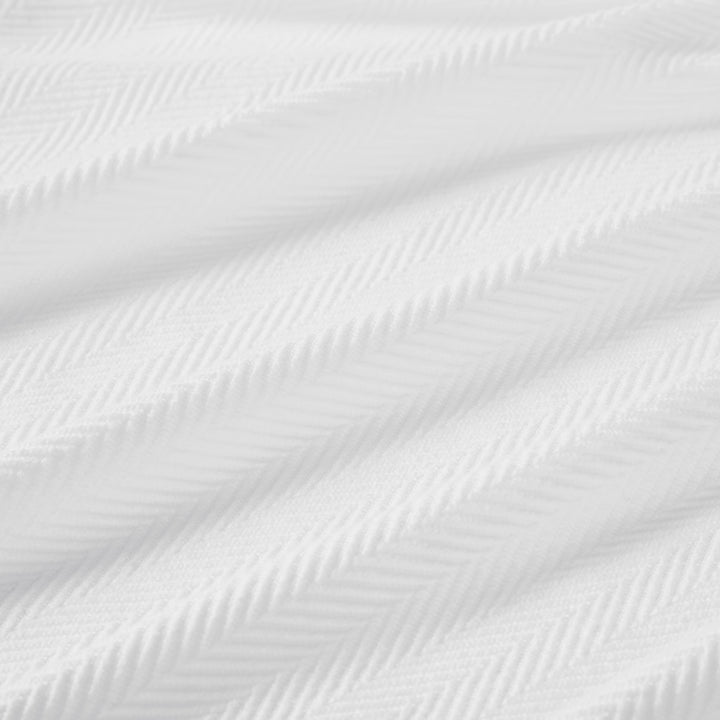 BL-865-11096_9|Luxurious white herringbone woven blanket, soft and cozy with a distinct textured pattern, perfect for comfort.